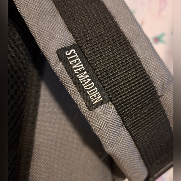 NWOT Steve Madden Grey Utility Unisex Casual School Travel Work Padded Backpack main image 9